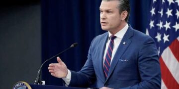 Maga media forces Hegseth to walk tightrope over surprise Israel attack