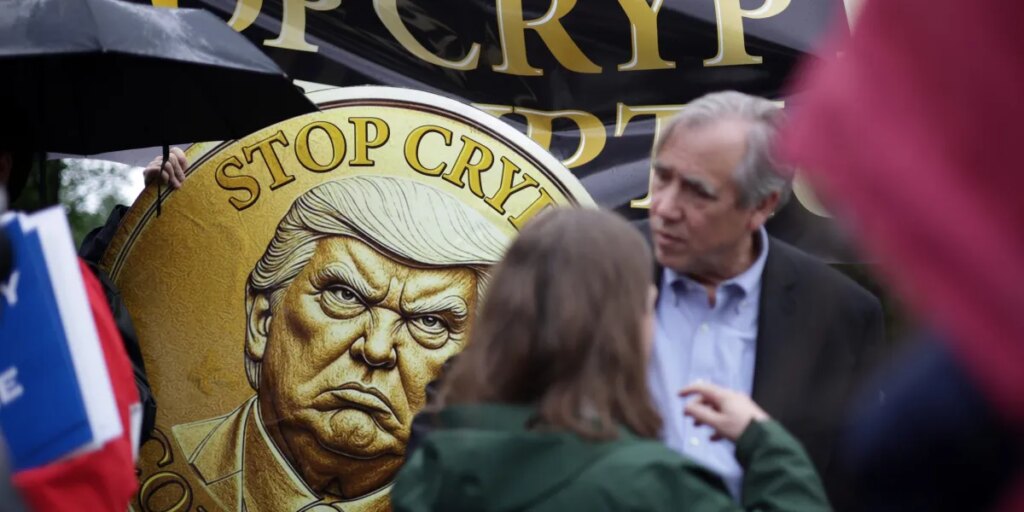 Trump’s lunch for his biggest memecoin holders is going ahead. One attendee plans to come back despite ‘Walmart steak’ at previous meal