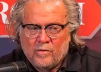 ‘Not going well’: MAGA author warns Steve Bannon Trump’s war spiraling out of control