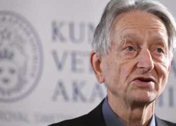 ‘Godfather of AI’ says tech companies aren’t concerned with the AI endgame. They’re focused on short-term profits instead