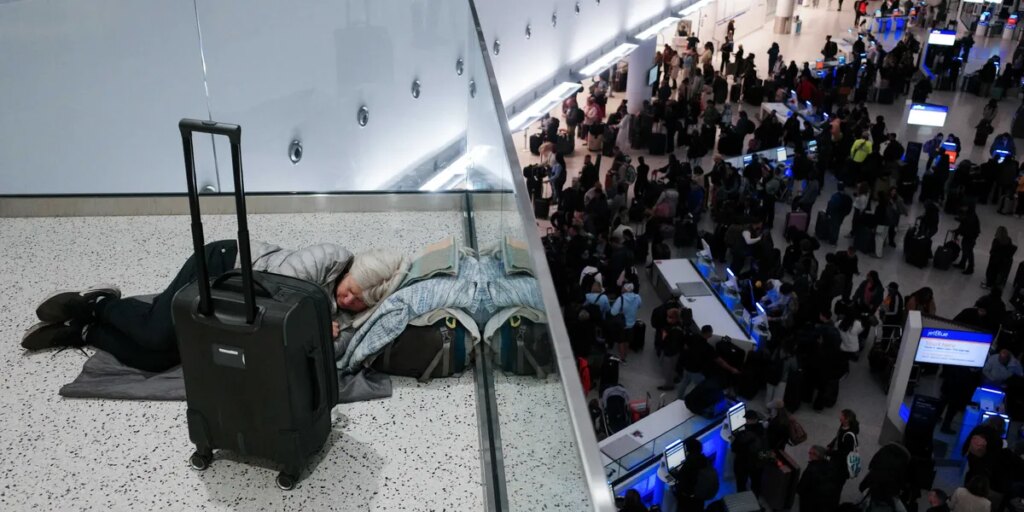 ICE agents caught between contradicting orders