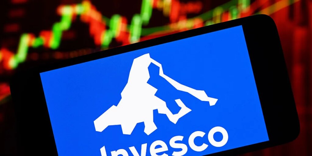 Invesco takes over Superstate’s $900 million T-bill fund as Wall Street accelerates tokenization push