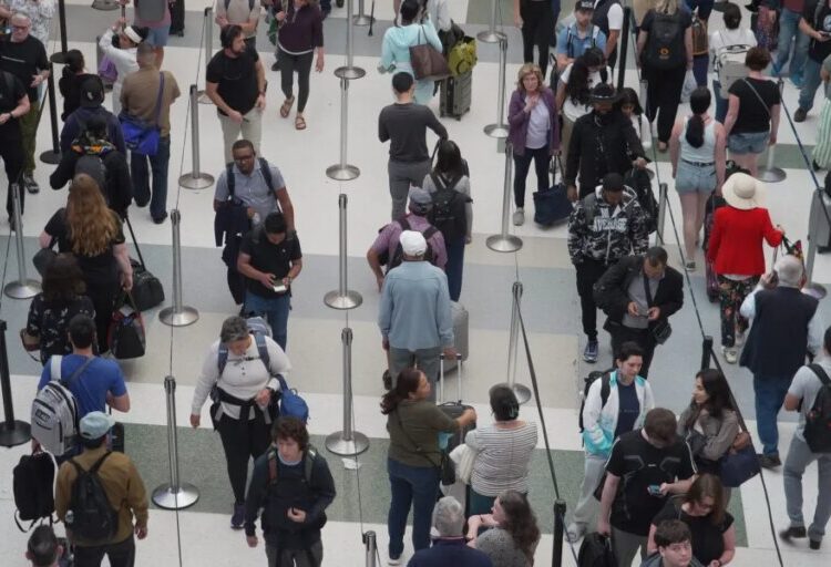 Senate closes in on deal to end Homeland Security shutdown—without funding ICE operations