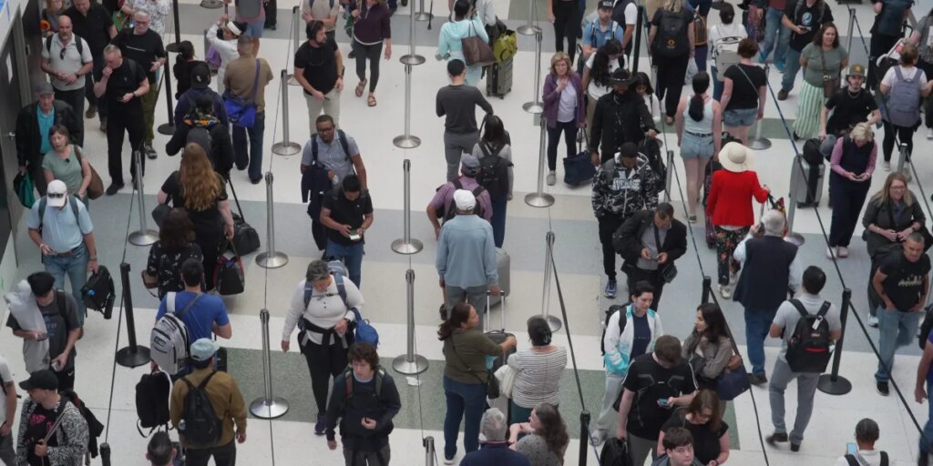 Senate closes in on deal to end Homeland Security shutdown—without funding ICE operations