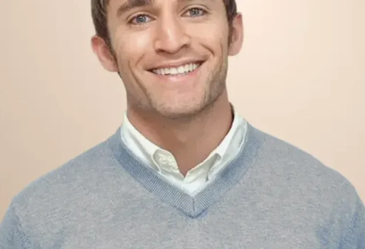 The job market is so bad that ‘reverse recruiters’ are charging $1,500 a month just to help people look for jobs