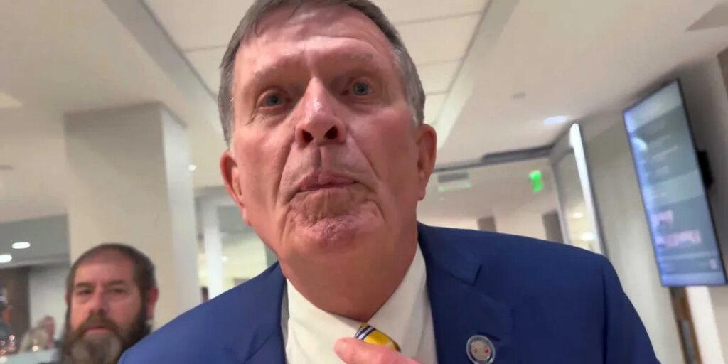 ‘I’d bust your face!’ GOP lawmaker snaps at reporter in heated exchange