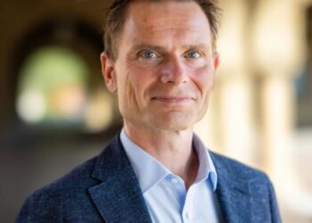 ‘Don’t leave’: the remote work guru who nailed the labor market during the Great Resignation offers job advice for 2026