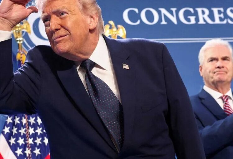 Trump and his administration advised to seek lawyers by former aide