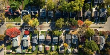 Gen Zers are flocking to these Midwest housing markets where homes are about 30% cheaper than the coasts