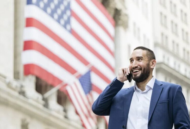 New York is home to 154 billionaires. Together they’re worth $975.7 billion—and some of them are even making $2 million an hour