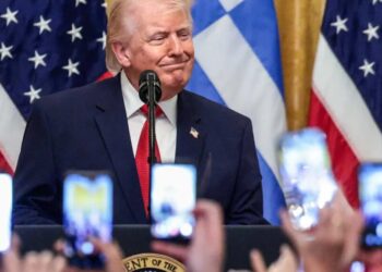 ‘Beg him to stop’: Trump’s brag about basic brain health test alarms ex-White House doc