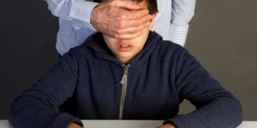 Americans want kids shielded from the internet. They don’t trust websites or the government to do anything about it