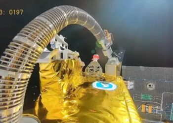 New Chinese Spacecraft Tests Robotic Octopus Tentacle for Refueling in Orbit