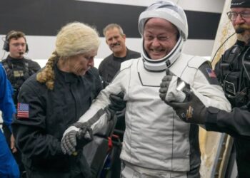 Astronaut’s medical mystery stumps doctors and NASA after he suddenly lost the ability to speak in space