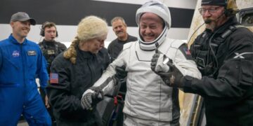 Astronaut’s medical mystery stumps doctors and NASA after he suddenly lost the ability to speak in space