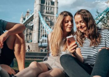 As Gen Z regret ‘worthless’ degrees, this CEO sent her kid to college in London—and she’s saving over $50K-a-year. ‘It’s half the price’