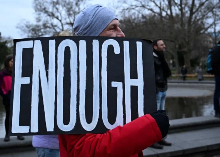 These 4 cowards are living in luxury — and throwing the nation to Trump