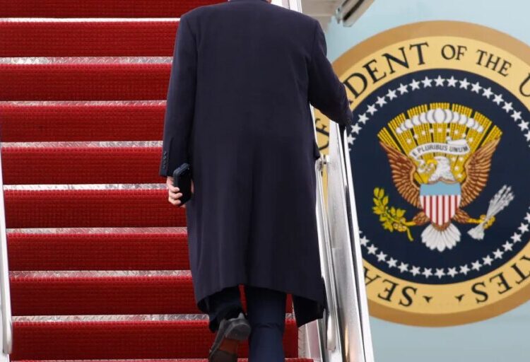 Iranian attack on Saudi base injures at least 15 U.S. troops while 2,500 Marines arrive in the Mideast ahead of Trump’s new Hormuz deadline