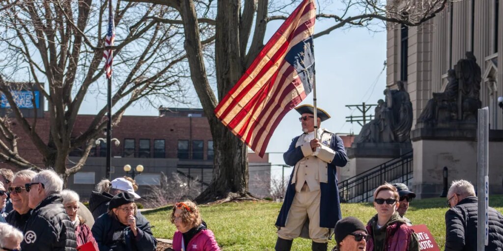 Bruce Springsteen headlines Minnesota ‘No Kings’ rally as anti-Trump protesters march across the U.S. and Europe