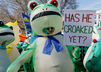 No Kings protesters having ‘fun’ trolling Trump has GOP ‘sweating bullets’: MS NOW panel