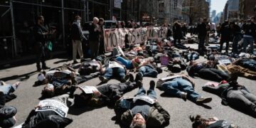 Protesters Stage Unsettling Demonstration in Front of Palantir’s Office