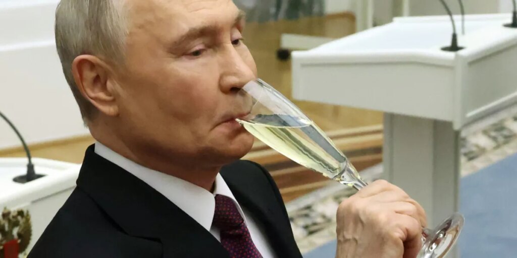 Russia was expecting a windfall from soaring oil prices, but relentless Ukrainian drone attacks are devastating nearly half its export capacity