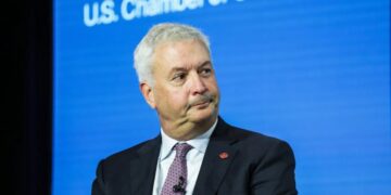 Air Canada CEO to quit after furor over English-only message to families of LaGuardia crash victims