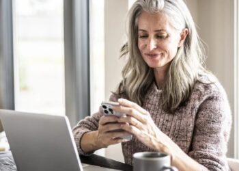 Most Americans would rather ditch social media than their beloved banking apps, Wells Fargo survey says