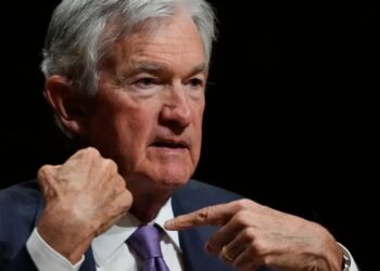 Jerome Powell to Gen Z: don’t fear AI—master it