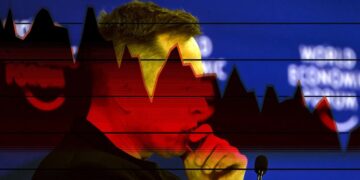 Bank Warns of Tesla Stock Collapse