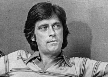 Mike Vernon, Who Helped Spark the British Blues Boom, Dies at 81