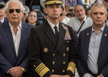 Admiral’s Comments Undercut Pentagon’s Cluster Munition Policy