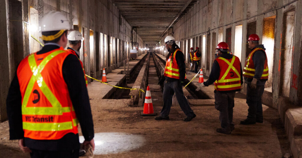 M.T.A. Sues Trump Administration to Release 2nd Avenue Subway Funding