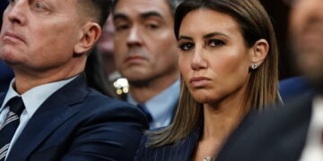 Judge Ejects Federal Prosecutor From Court and Orders Bosses to Testify