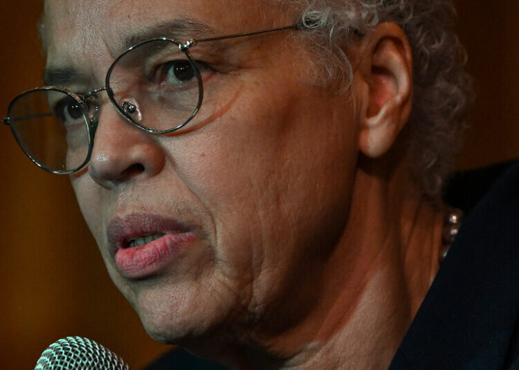 Toni Preckwinkle, Longtime Chicago Democrat, Holds Off Moderate Challenger