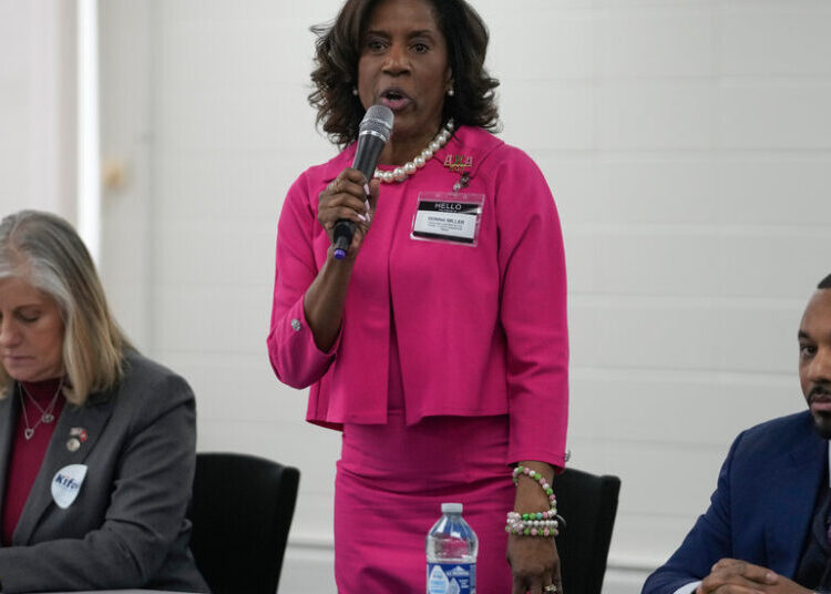 Donna Miller Beats Jesse Jackson Jr. in House Primary