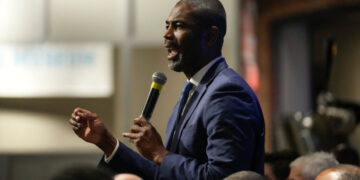 La Shawn K. Ford Wins Nomination for House Seat Long Held by Danny Davis