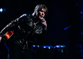 Why Is ‘Iris’ by the Goo Goo Dolls Still Everywhere?