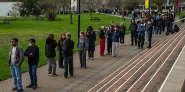 An ‘Unprecedented’ Outbreak of Meningitis Raises Alarm in Britain