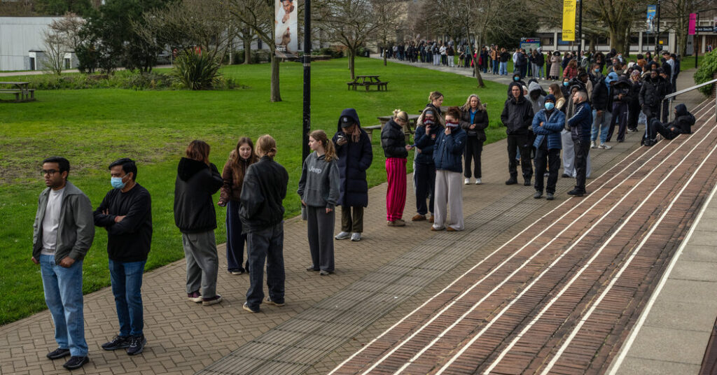 An ‘Unprecedented’ Outbreak of Meningitis Raises Alarm in Britain