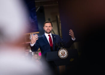 Vance Says He Welcomes Disagreement, but Supports Joe Kent’s Resignation