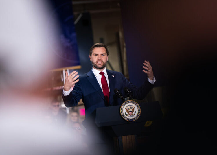 Vance Says He Welcomes Disagreement, but Supports Joe Kent’s Resignation