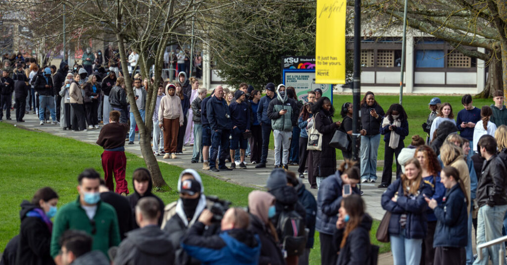 What to Know about the Meningitis Outbreak in Britain