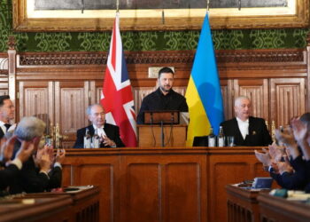 Over 200 Ukrainian Experts in Middle East to Help Fight Drones, Zelensky Says