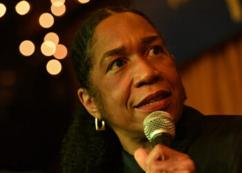 Stratton, Illinois Senate Primary Winner, Vows to Bring a ‘Fight’ to Trump