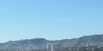 A Summery Winter in California: Time for Speedos and Ice Cream