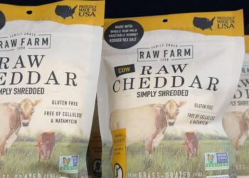 F.D.A. Investigates 7 E. Coli Illnesses as Raw Dairy Farm Denies Any Link