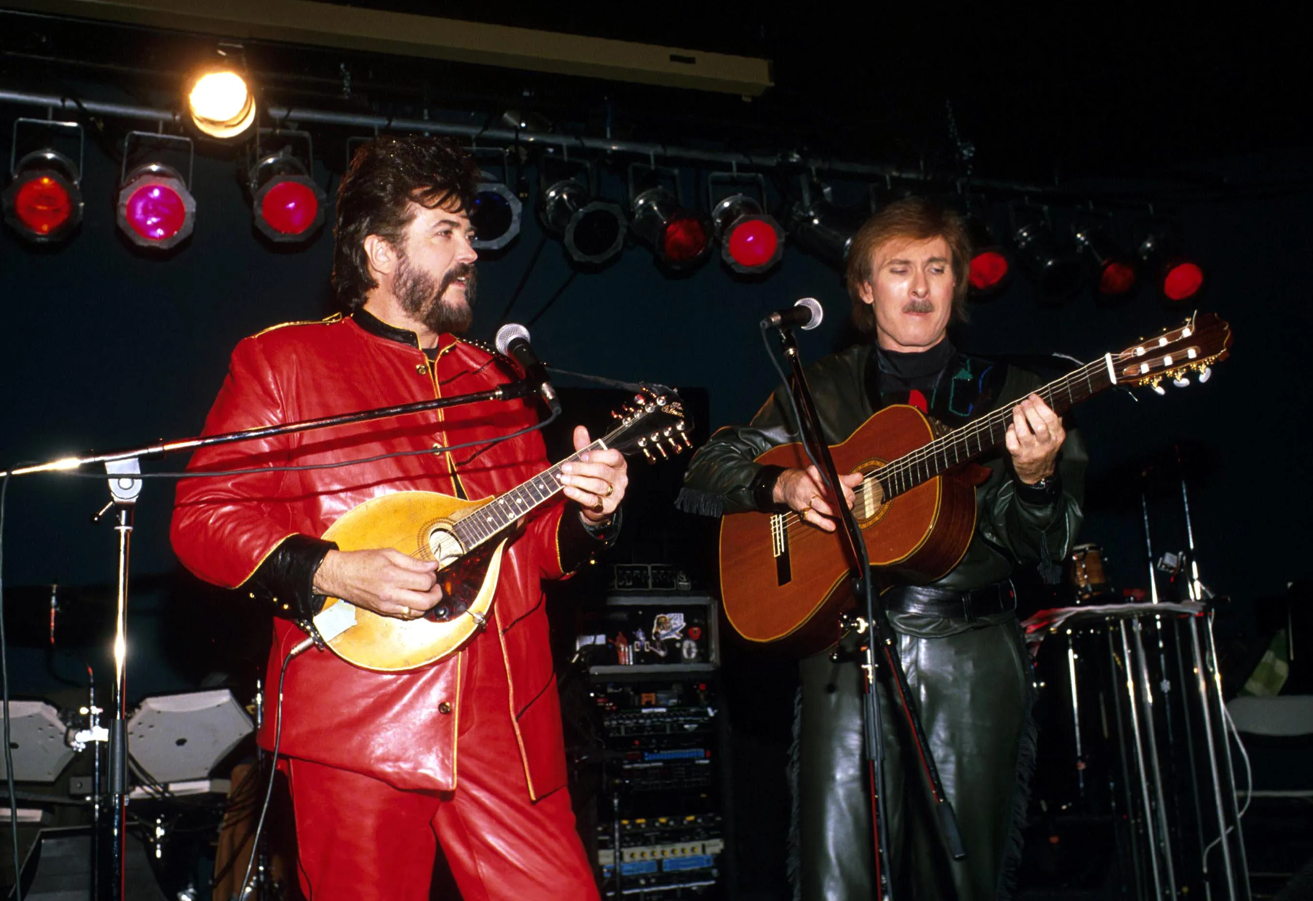 Blending pop, country, folk and jazz, they were part of a wave of million-selling soft-rock (or “easy listening”) bands that included America, Bread and Loggins and Messina.