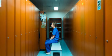 ‘Late Shift’ Review: Understaffed and Overworked