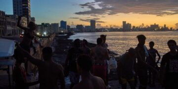 Aid Ship Departs for Cuba as Island Grapples With a Fuel Blockade